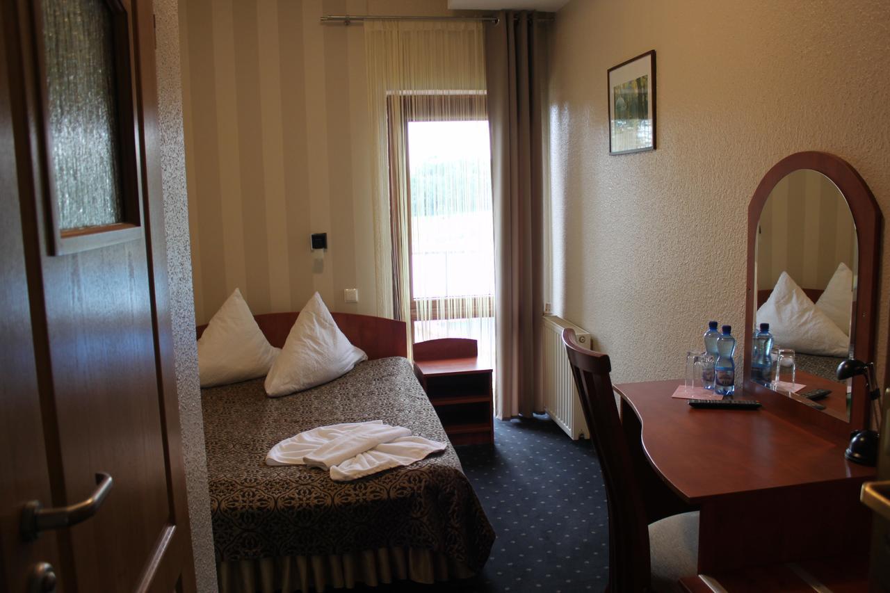 Hotel Oaza Prudnik Ngoại thất bức ảnh